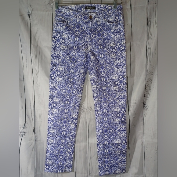 White House Black Market Slim Ankle Blue and White Patterned Women's Jeans - Picture 1 of 16
